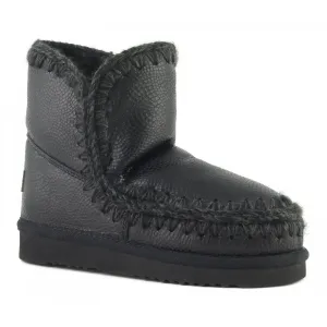 18 Boots - Embossed Spyral Black