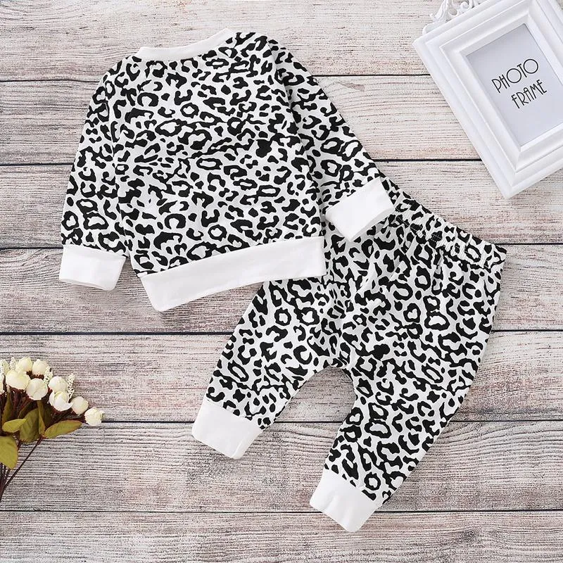 2-piece Leopard Sweatshirt & Pants for Baby Girl