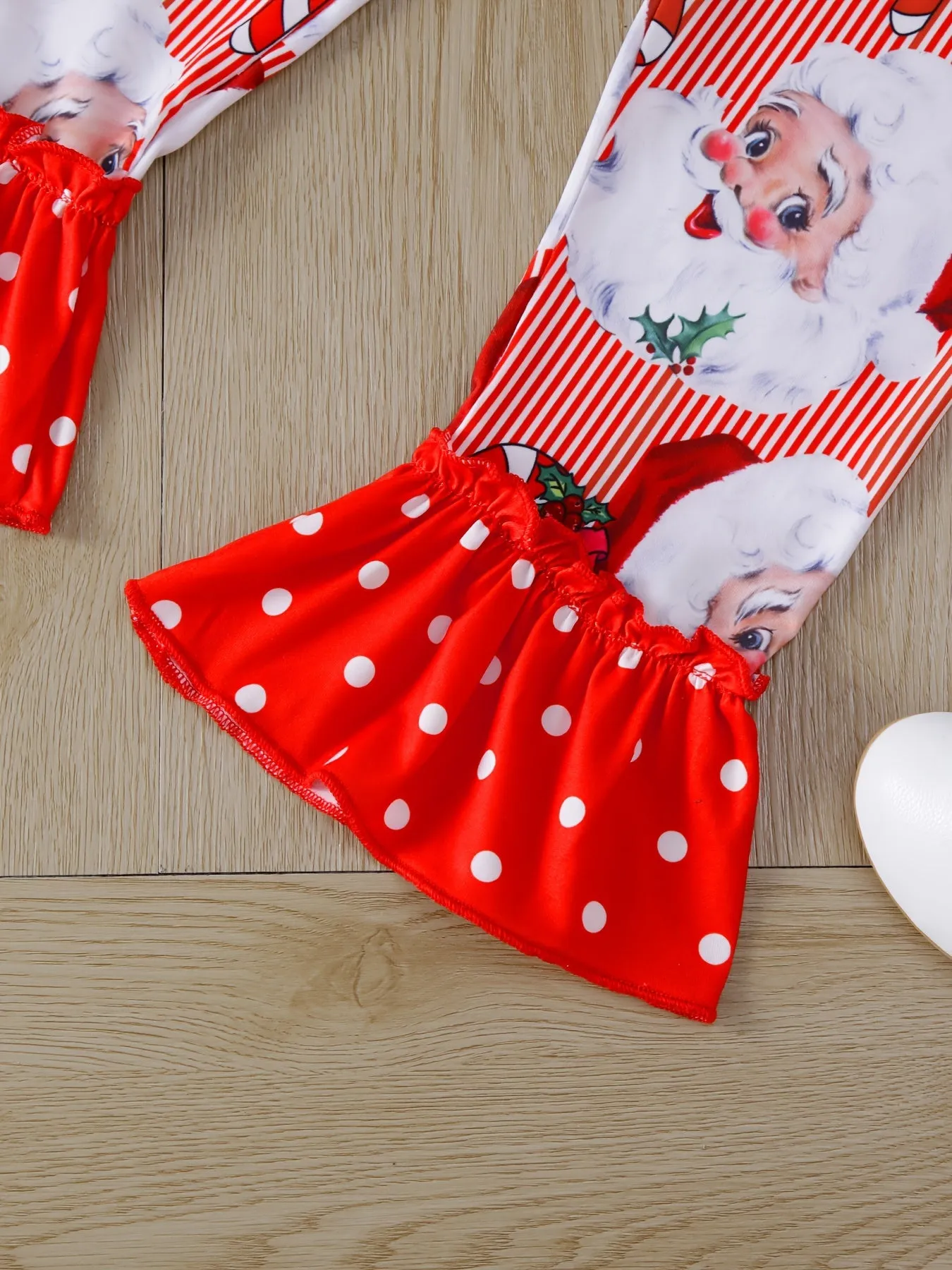 2pcs Toddler Girls Christmas Outfits Santa Claus Graphic Sets Pullover   Flare Pants Gift for Girl's Outdoor Wear