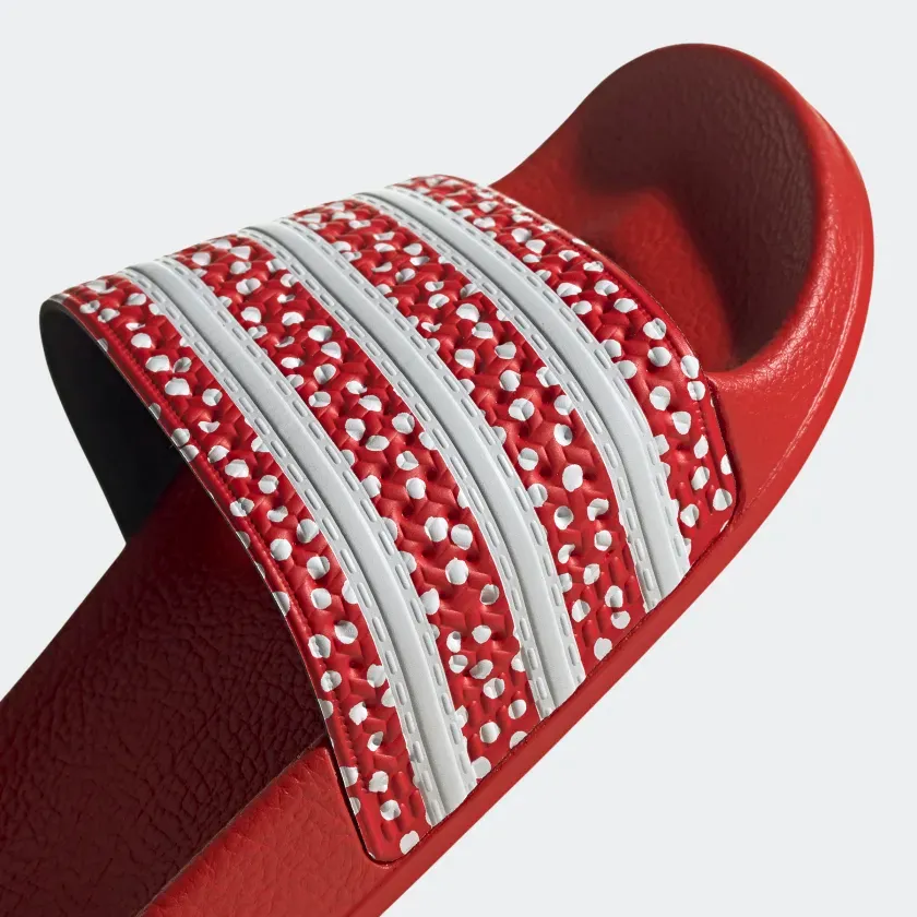 Adidas Women's Adilette Slides - Cloud White / Vivid Red