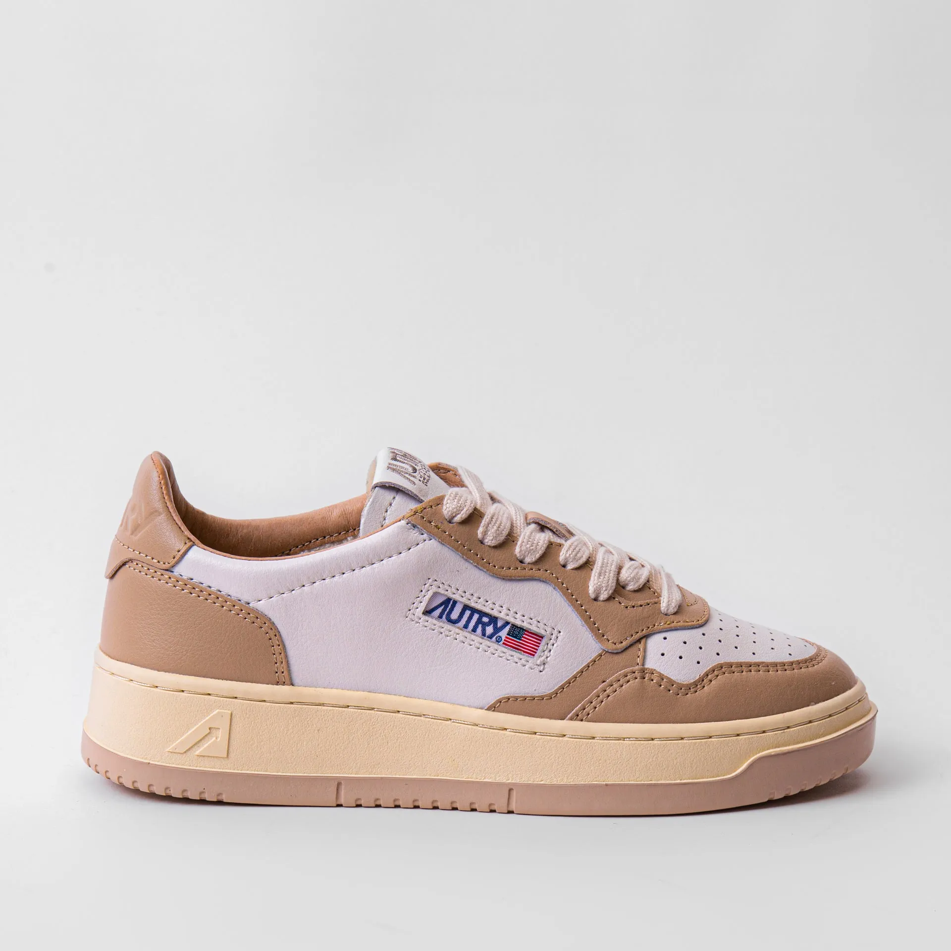 AUTRY SNEAKERS MEDALIST LOW AULW-WB 51