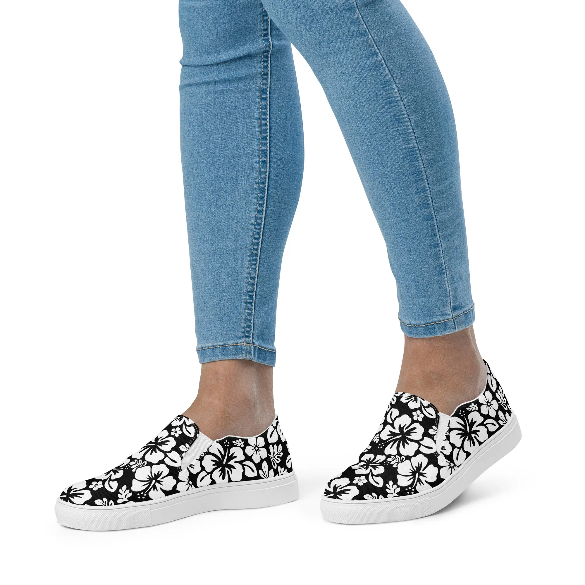 Black and White Hawaiian Flowers Women's Slip On Canvas Shoes