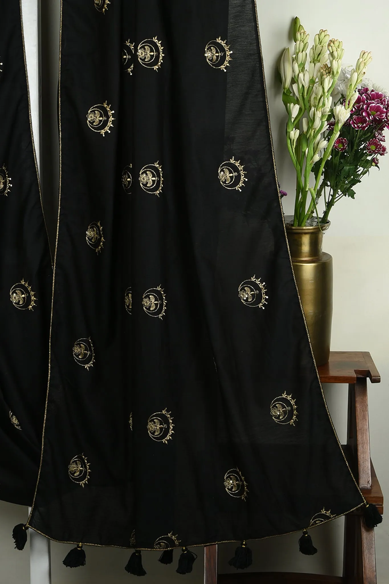 chanderi saree - midnight whisper & gold chandbalis