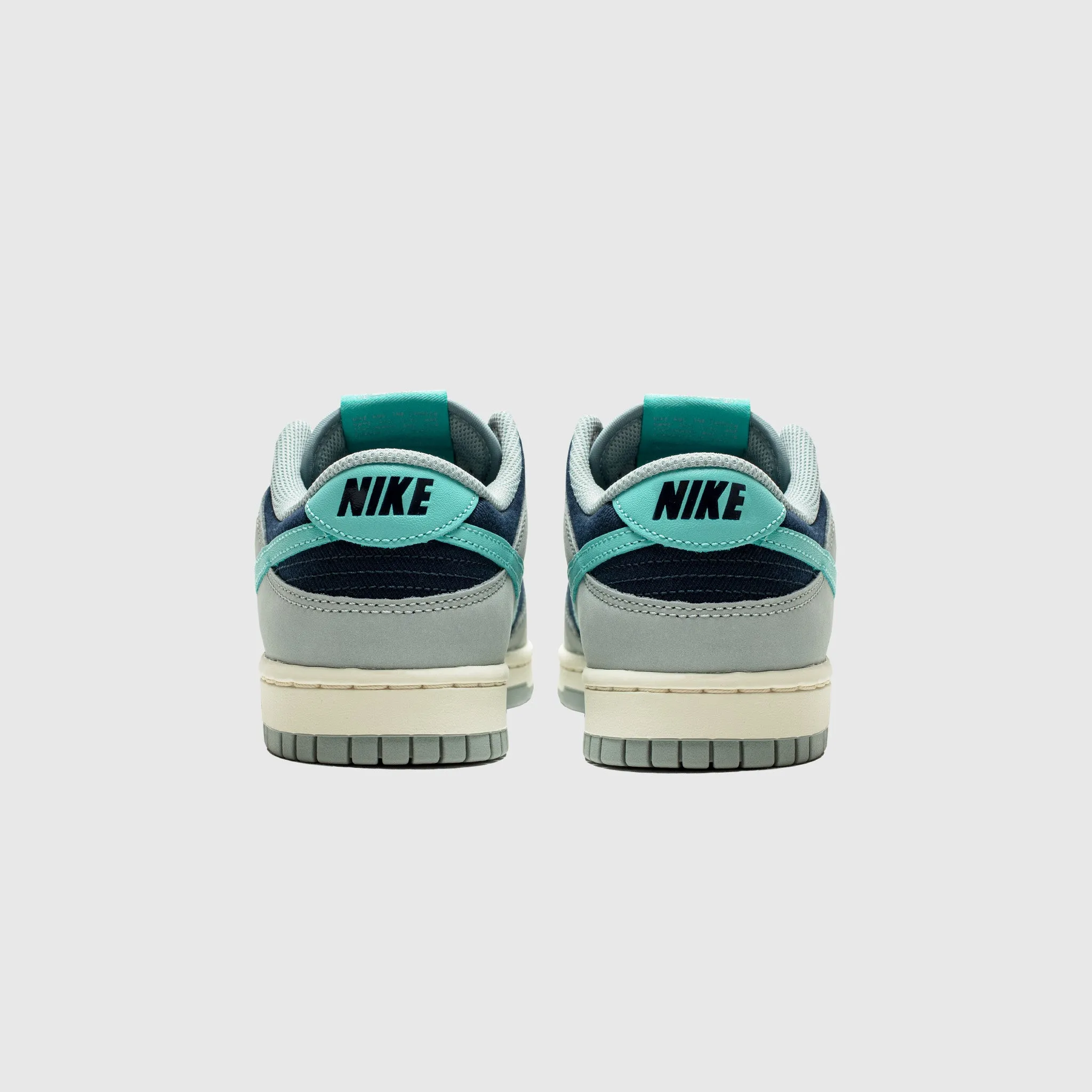 DUNK LOW RETRO PRM "GREEN FROST"