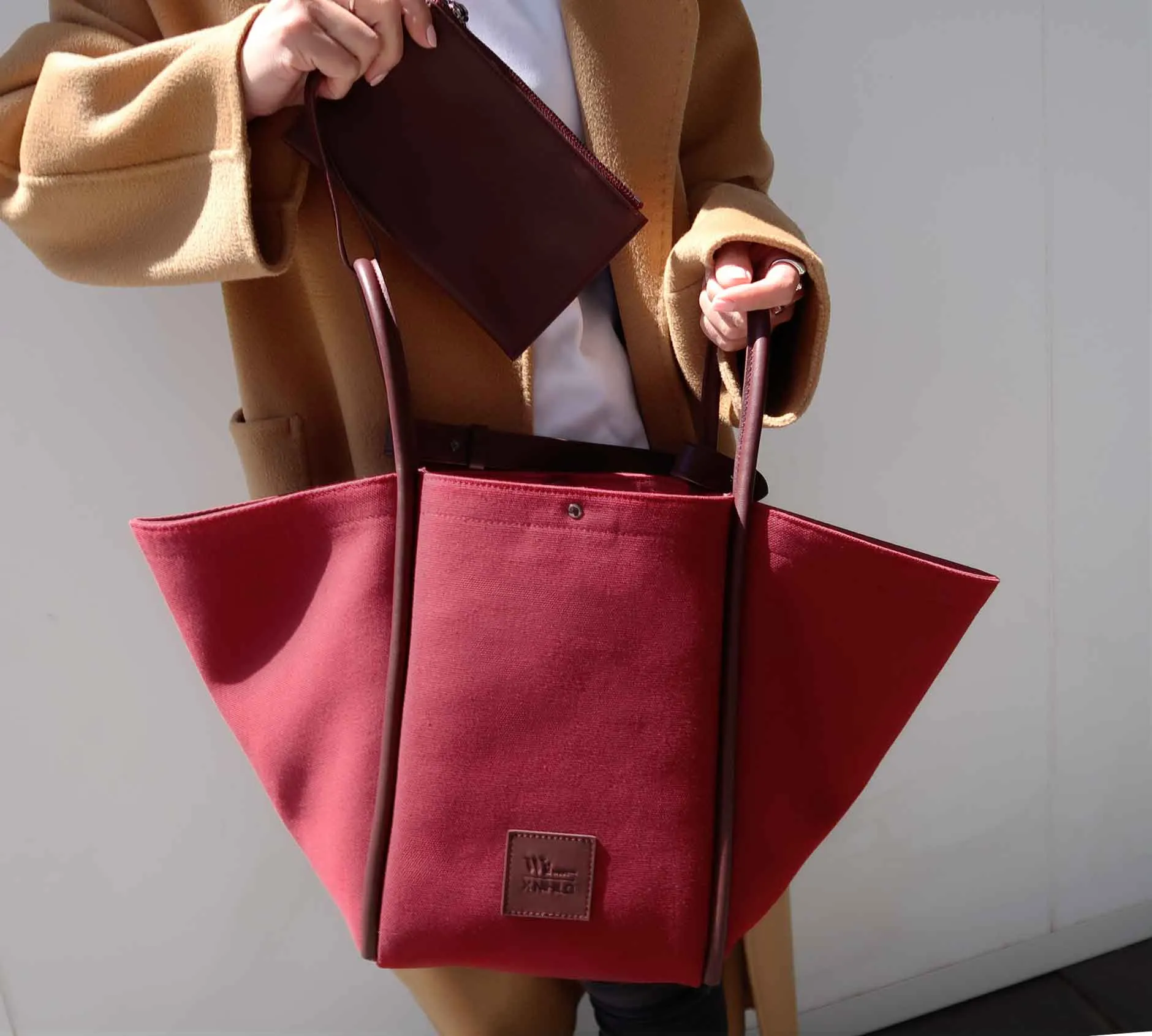 Fifth Avenue Tote Shoulder Bag Burgundy Canvas & Leather