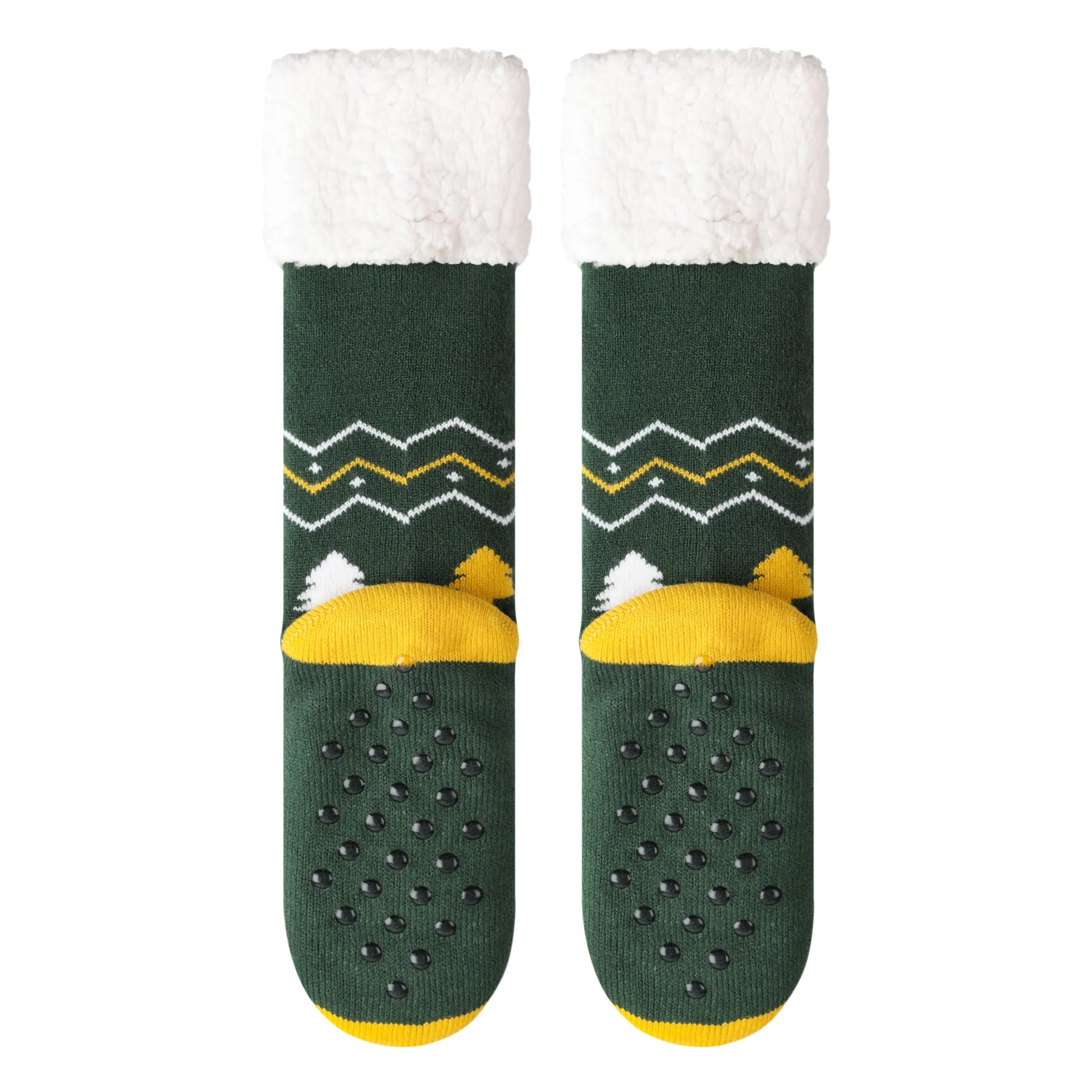 Green Bay Packers Christmas Tree Footy Slippers, Women's 6-10 / Men's 5-9