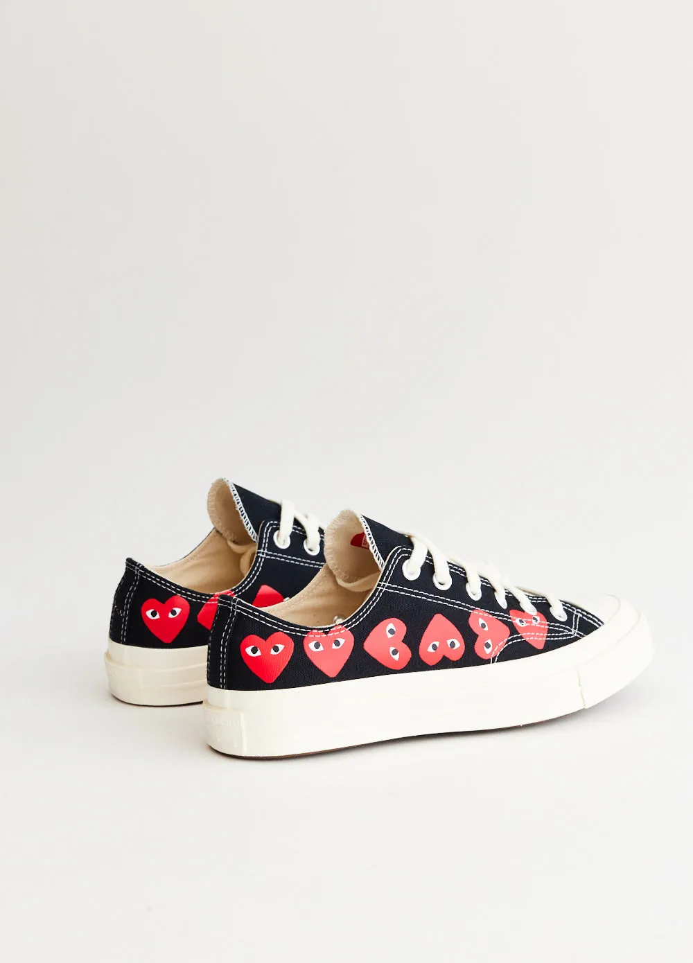 K126 Converse Multi Heart Low Top Sneakers