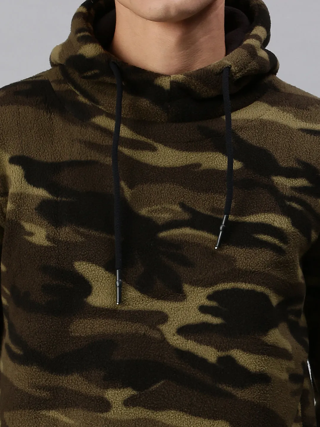 Men Hooded Camouflage Green Pullover