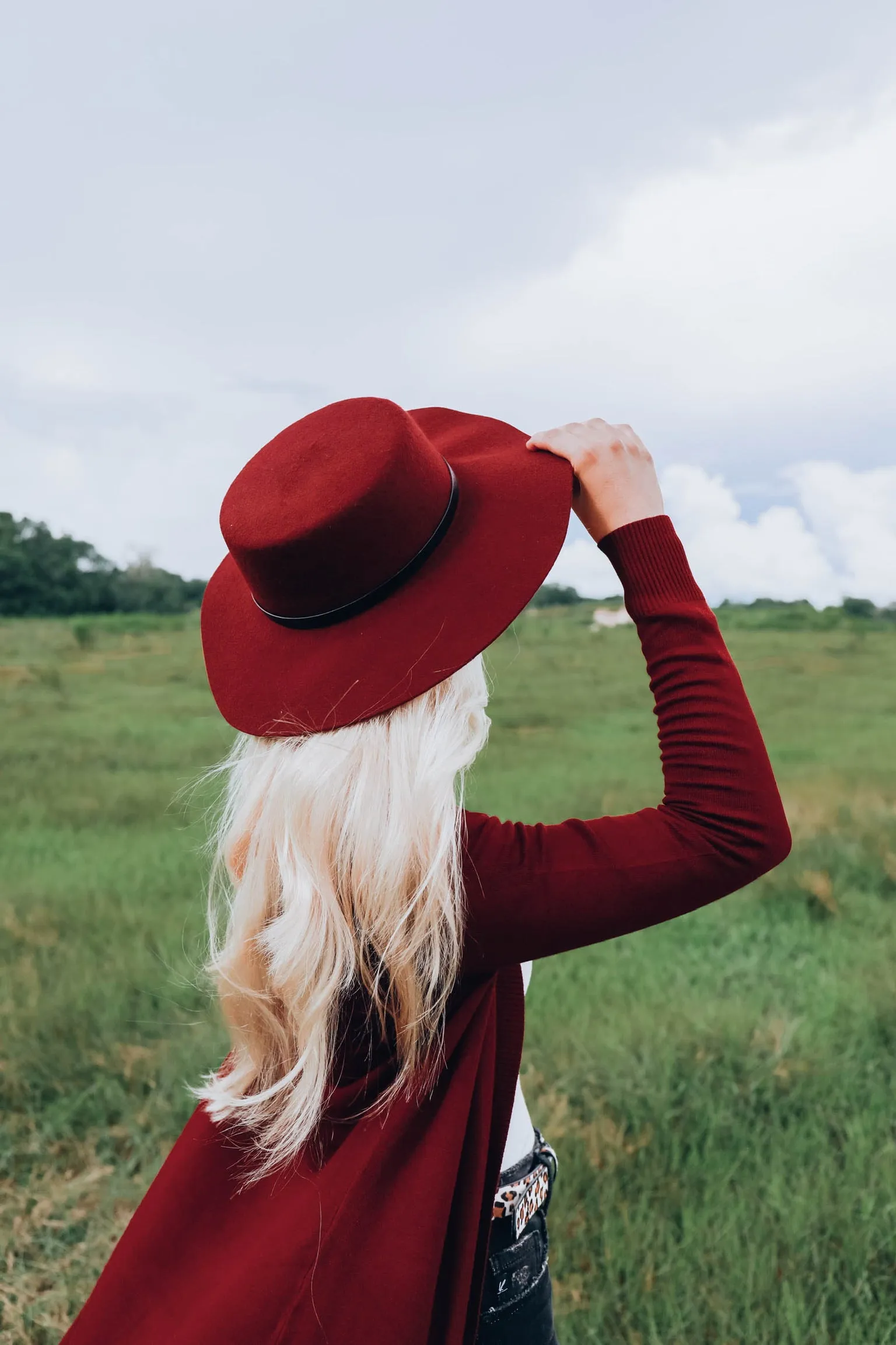 Night On The Town Hat - Burgundy