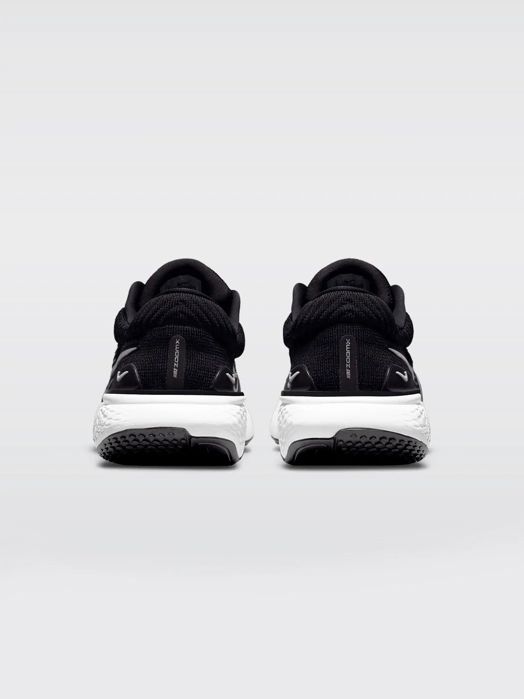 Nike ZoomX Invincible Run Flyknit 2 - Black/Summit White-Summit White