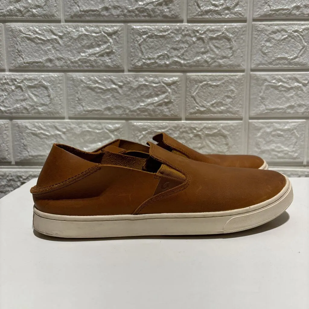 Pehuea Luxe Leather Slip-On Sneakers