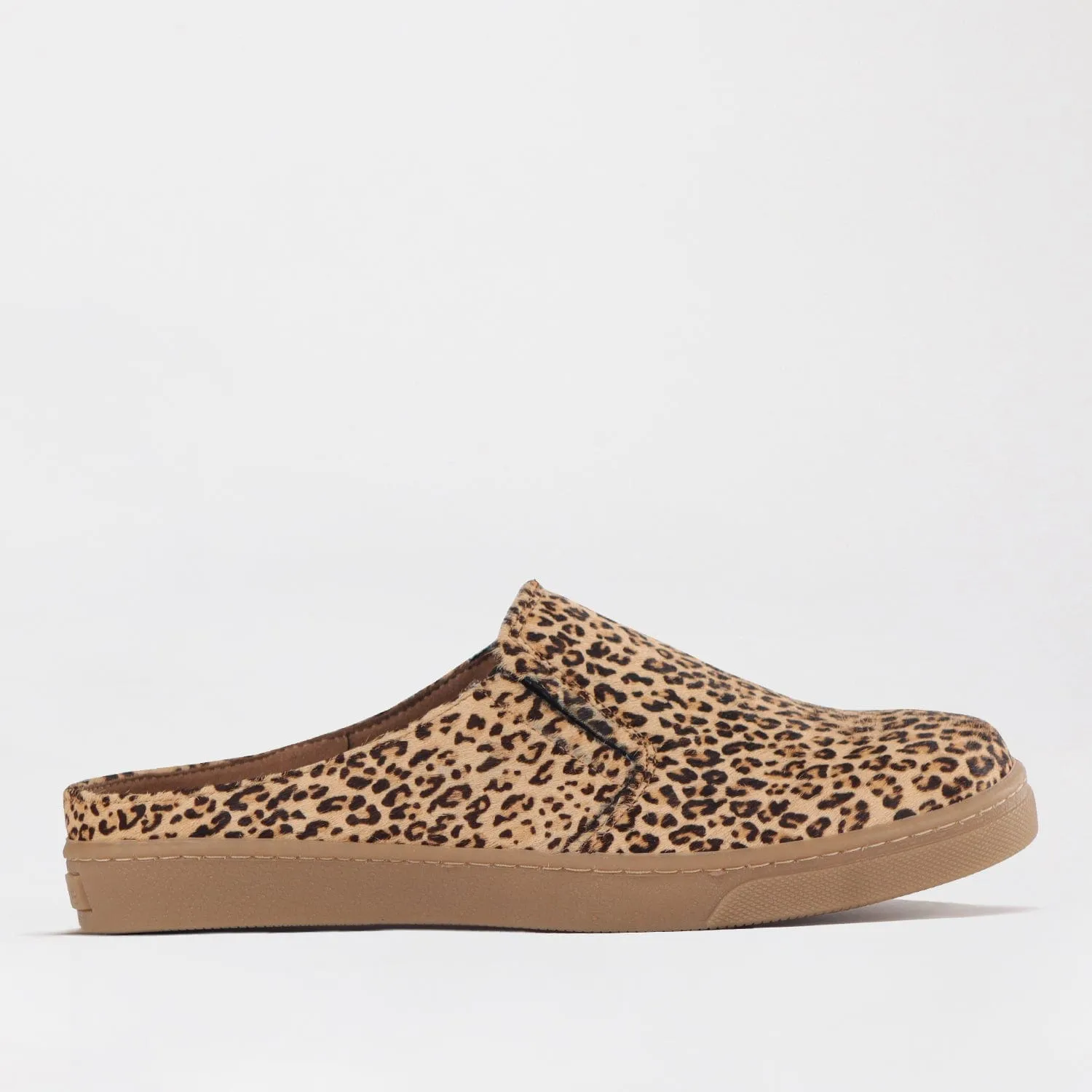 Slip-on sneakers with Removable Footbed in Cheetah Print - 12797