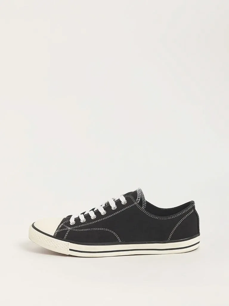 SOLEPLAY Black Casual Sneakers