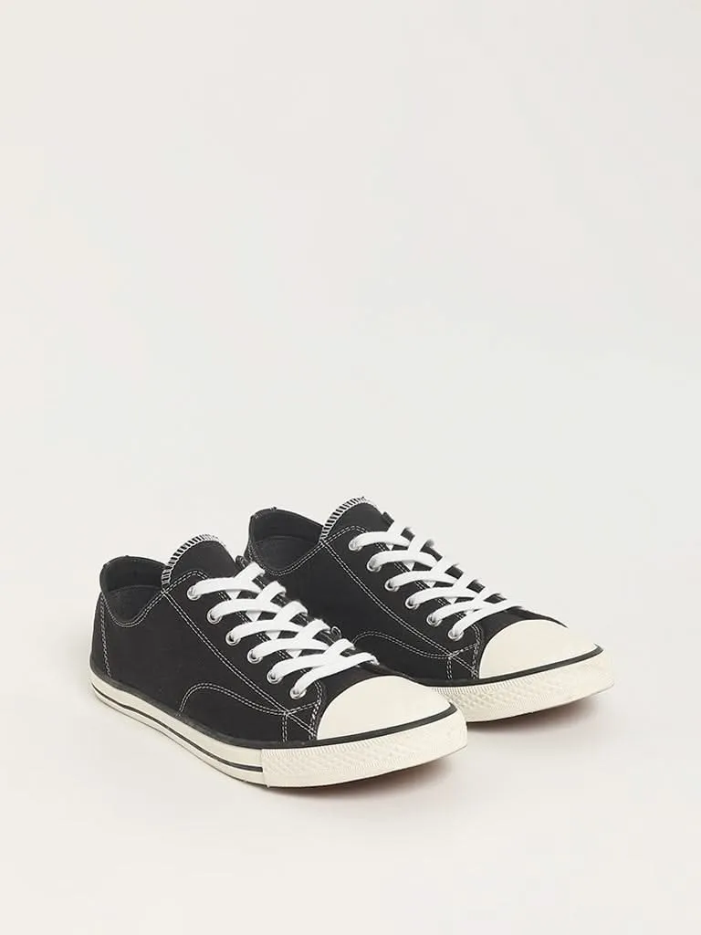 SOLEPLAY Black Casual Sneakers