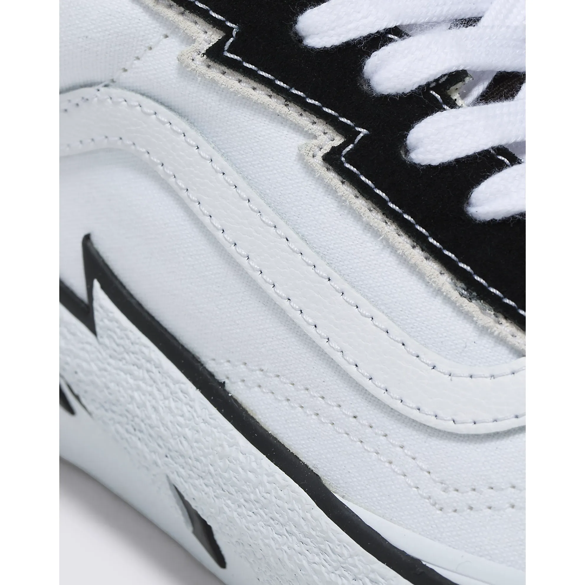 Vans Men's 2 Tone Old Skool Bolt Shoes - Black / True White